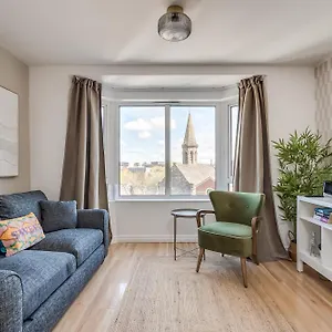 Queen's Hideaway Apartment Belfast